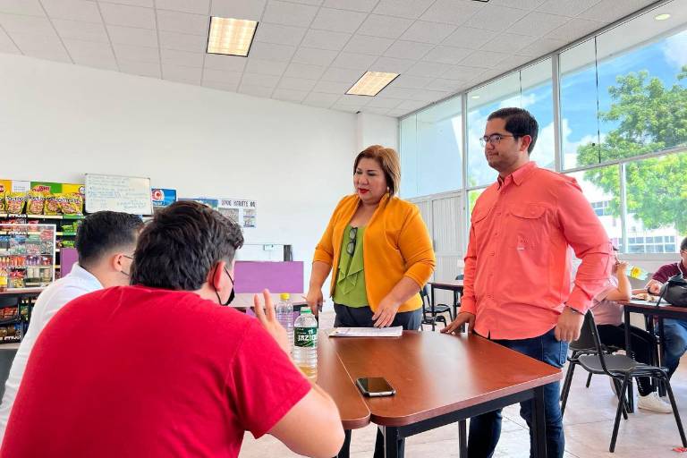 Estudiantes universitarios en Sinaloa podrán disfrutar de desayunos económicos