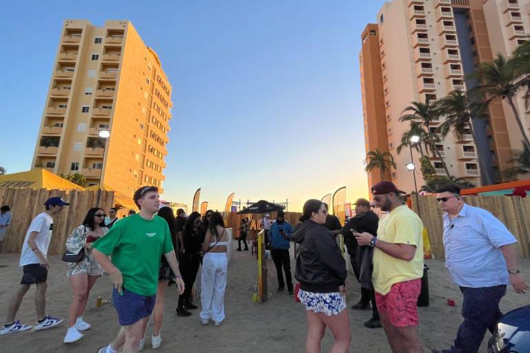 Vive la experiencia del Sunset Paradise en Mazatlán