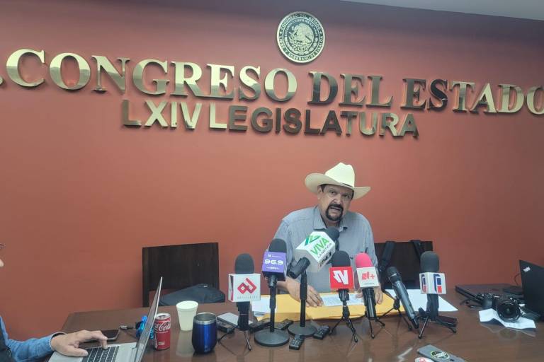 Acusan a Diputado Gene Bojórquez de entregar facturas falsas