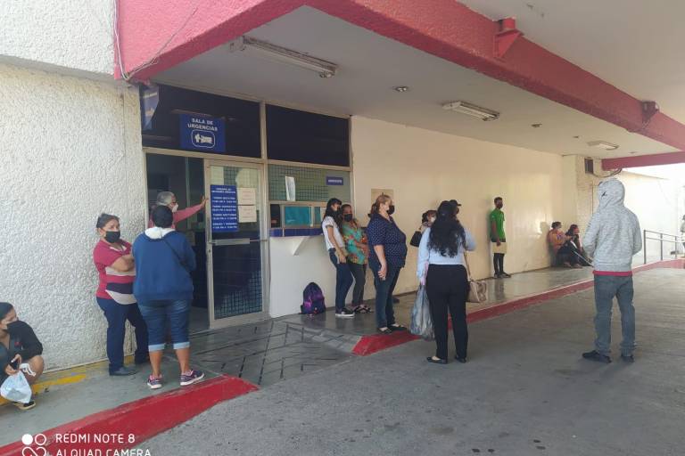 Muere chofer de tráiler accidentado en Escuinapa