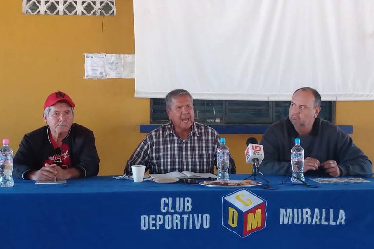 Presenta Club Muralla Torneo Regional Centenario de Futbol