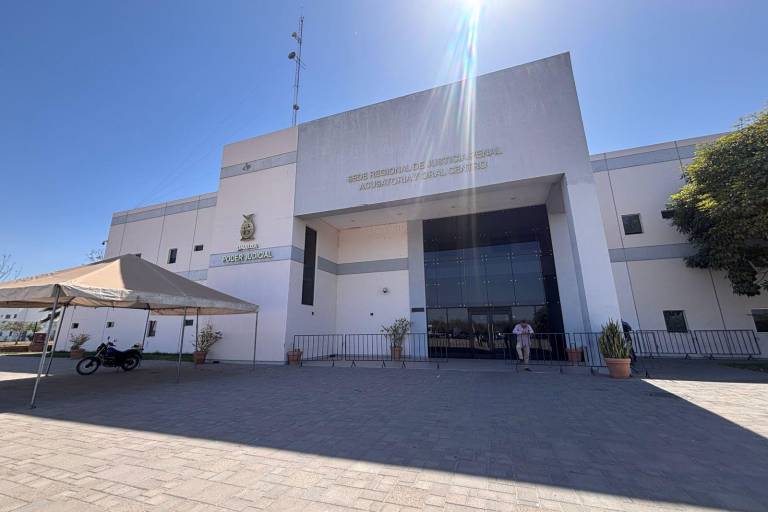 Falta Vargas Landeros a segunda cita por abuso de autoridad; difieren al 28 de mayo