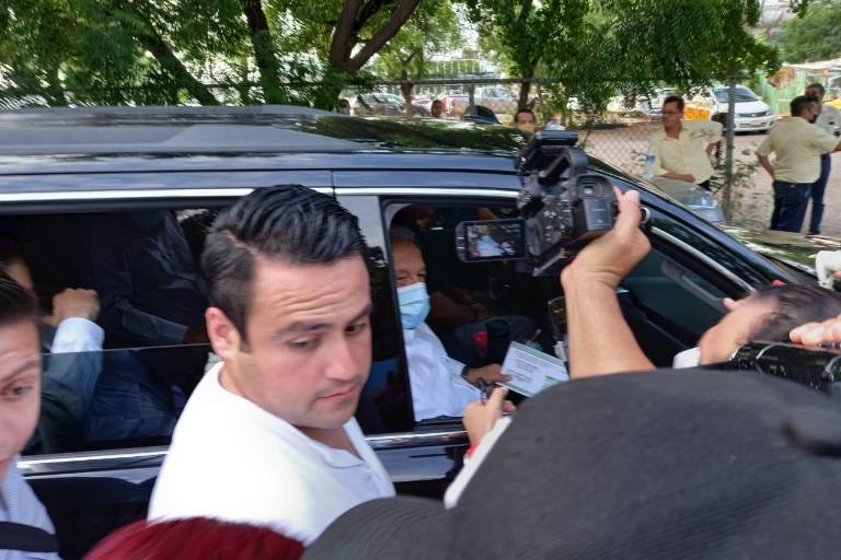 Elude AMLO responder si se llevará o no a Quirino Ordaz a su gabinete federal