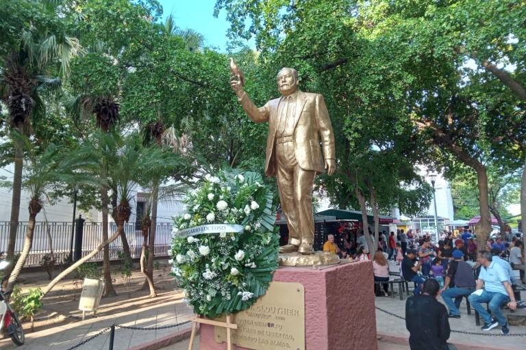 Panistas mantienen en la memoria a ‘Maquío’ Clouthier, a 34 años de su muerte