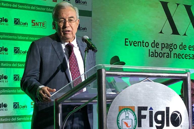 Reconoce Rocha Moya cercanía con los Arellano Hernández como empresarios