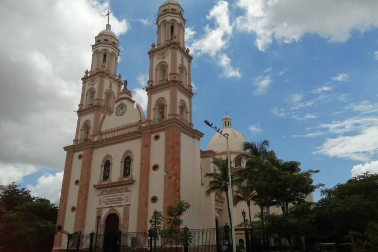 Ante alza en casos de Covid, parroquias de Culiacán apuestan por mantener las medidas sanitarias durante las misas