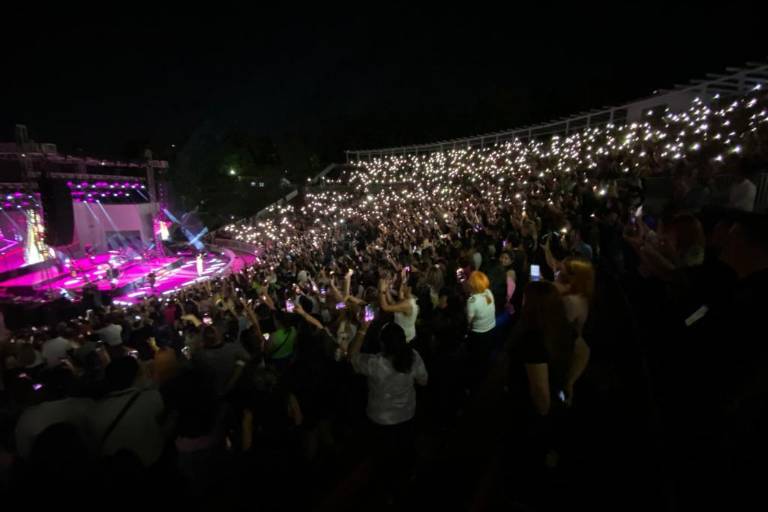 Disfrutan de una noche inolvidable con María José
