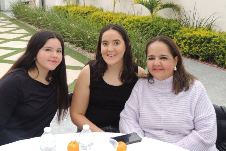 Disfruta la Asociación de Periodistas 7 de junio su tradicional posada navideña