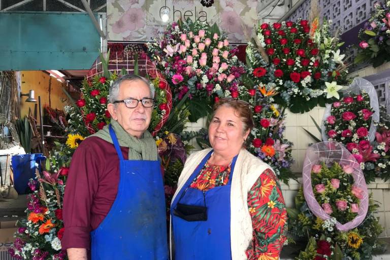 Los Mendoza Leva, ejemplo de esfuerzo para salir adelante con la venta de flores