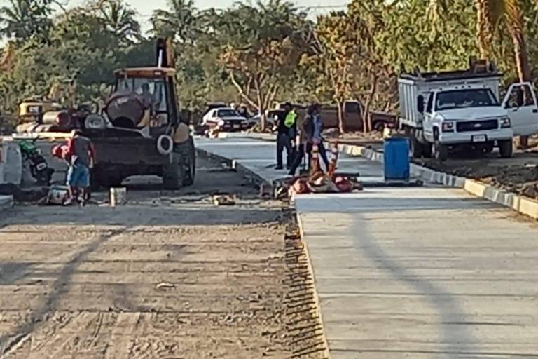 Avanzan pavimentaciones de la Gabriel Leyva y Circunvalación, en Mazatlán