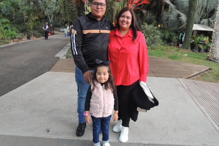 Disfrutan del jardín más brillante en el Botánico