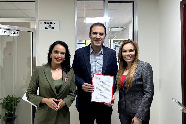 Presentan iniciativas para priorizar apoyo gubernamental a mujeres emprendedoras