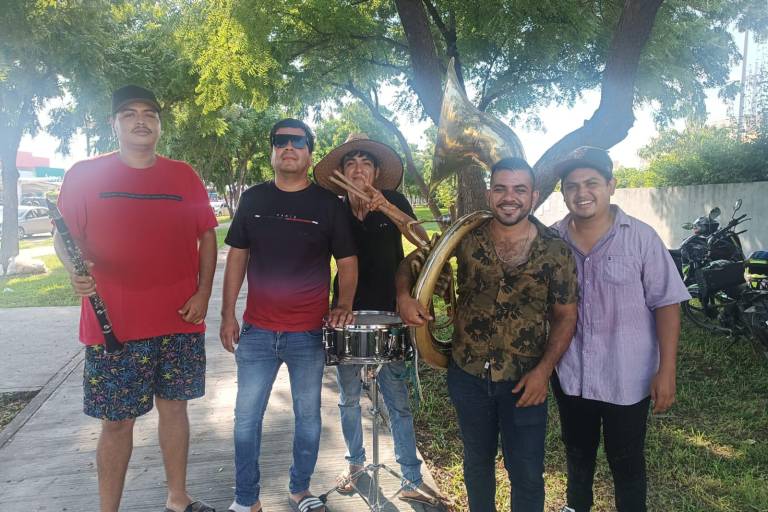 Inseguridad deja sin trabajo a músicos de Mazatlán; se van a los cruceros