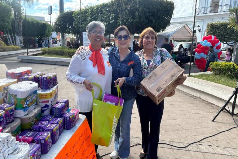 Responden escuinapenses a campaña ‘Una Menstruación Digna’