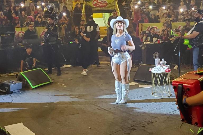 Vive Chiquis Rivera su primer palenque en la ciudad de Tijuana