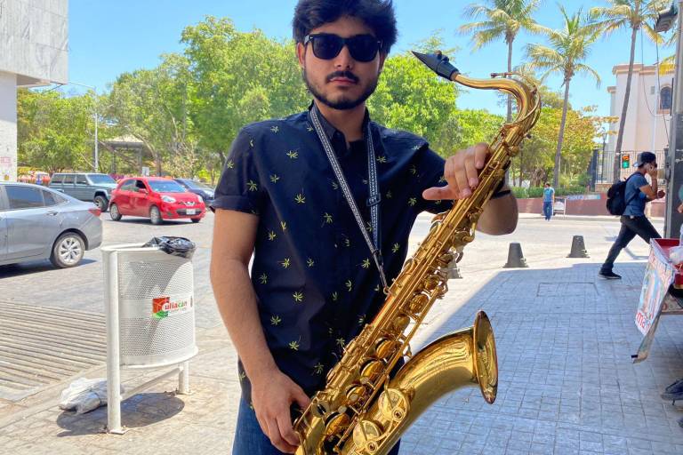 Armando conoció en un programa artístico el gusto por la música; ahora es miembro de la Banda Sinfónica Juvenil
