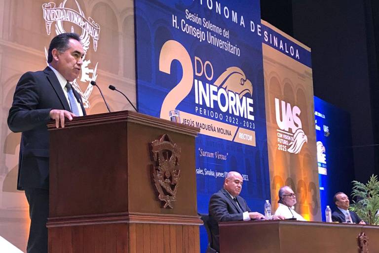 Rinde Jesús Madueña Molina segundo informe al frente de la UAS
