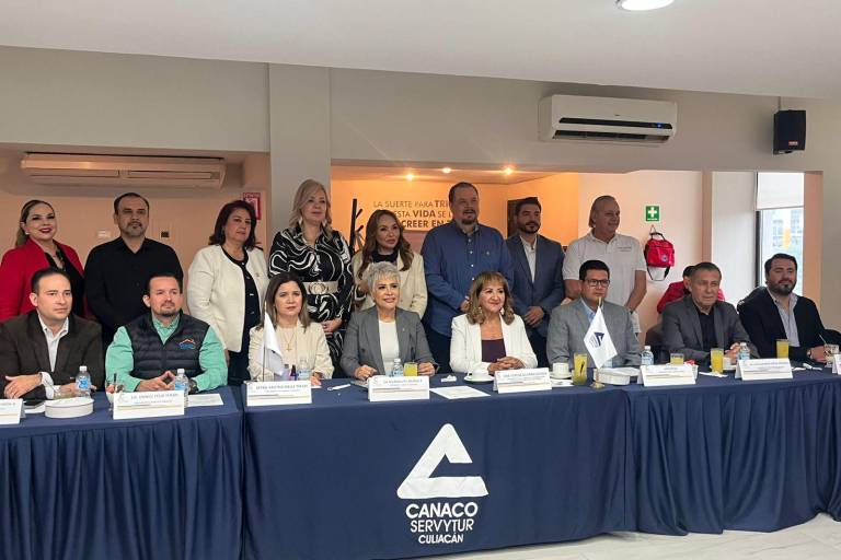 Sector empresarial de Culiacán se reúne con Tere Guerra para tratar desarrollo económico y social