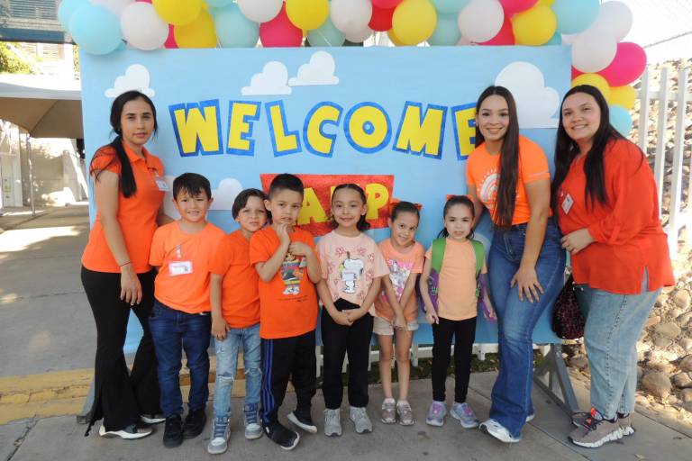 Disfrutan alumnos de kínder divertido campamento