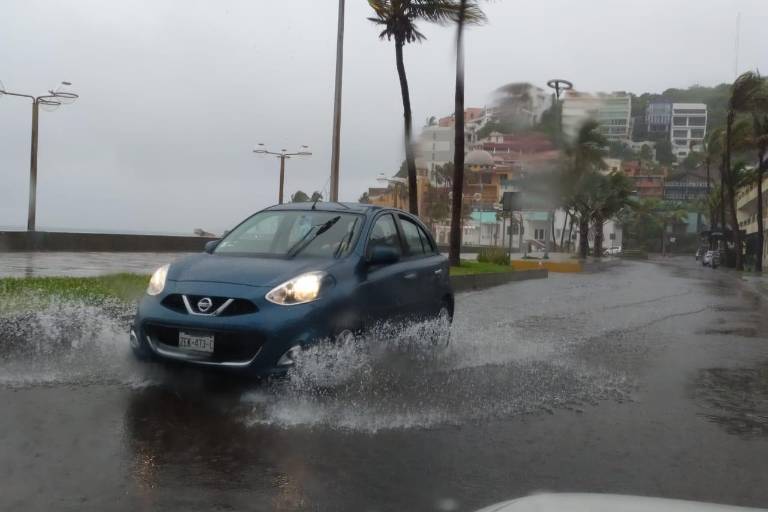 El huracán ‘Nora’ toca tierra a 10 kilómetros al norte de Mazatlán