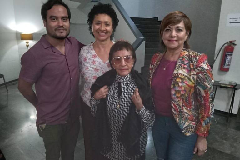 Disfrutan de las más bellas canciones de Italia y México