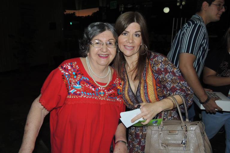 Brinda DANSTUDIO Cln homenaje a ‘Cri Cri’