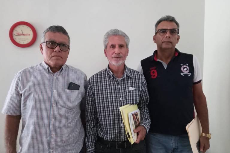 Docentes de UAS denuncian deuda por $159 millones de fideicomiso a trabajadores
