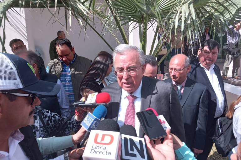 Asegura Gobernador Rocha Moya que no confía en todos los policías locales