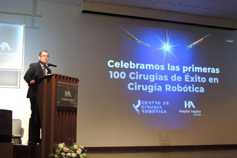 Celebra las primeras 100 cirugías de éxito en su programa de Cirugía Robótica