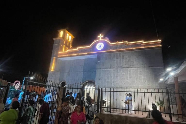 En Agua Verde inauguran reloj monumental en el templo de San José