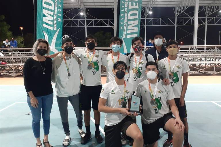 Liga Otoño Invierno 2021 de Voleibol de Sala cierra el telón para festejar las fiestas decembrinas
