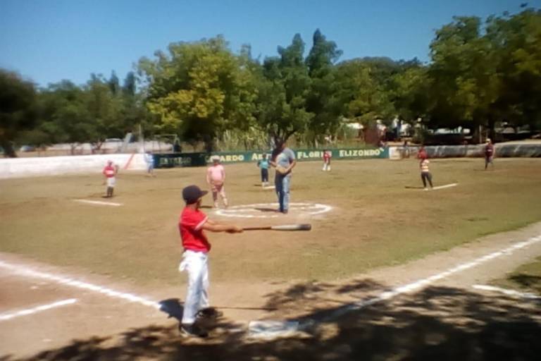 La Liga Infantil y Juvenil de Beisbol del Club Pelikanos arranca Torneo de la Toronja