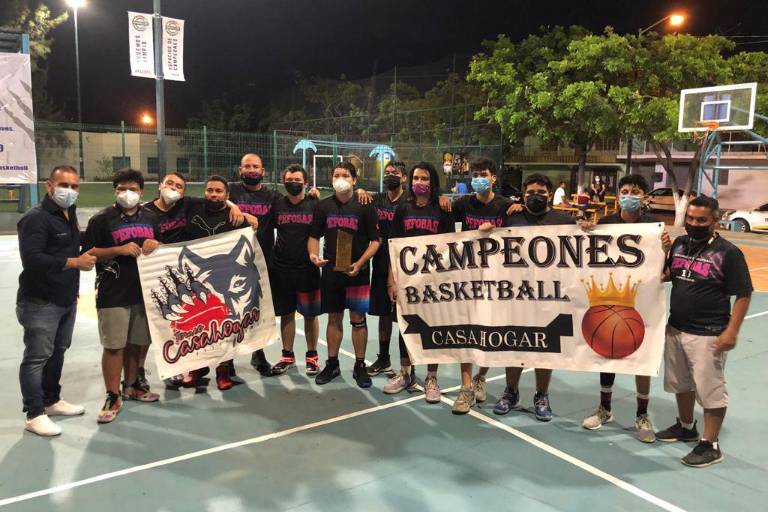 Pefobas se corona en el Torneo de Baloncesto de Segunda Fuerza, en Mazatlán