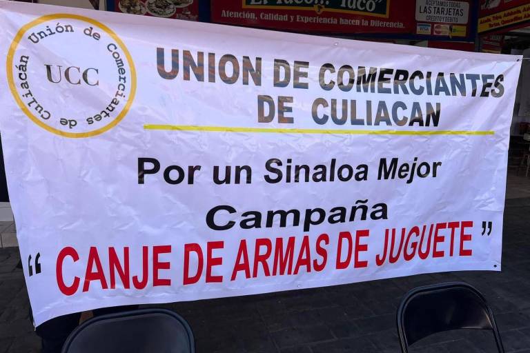Comerciantes de Culiacán impulsan intercambio de juguetes bélicos por opciones positivas