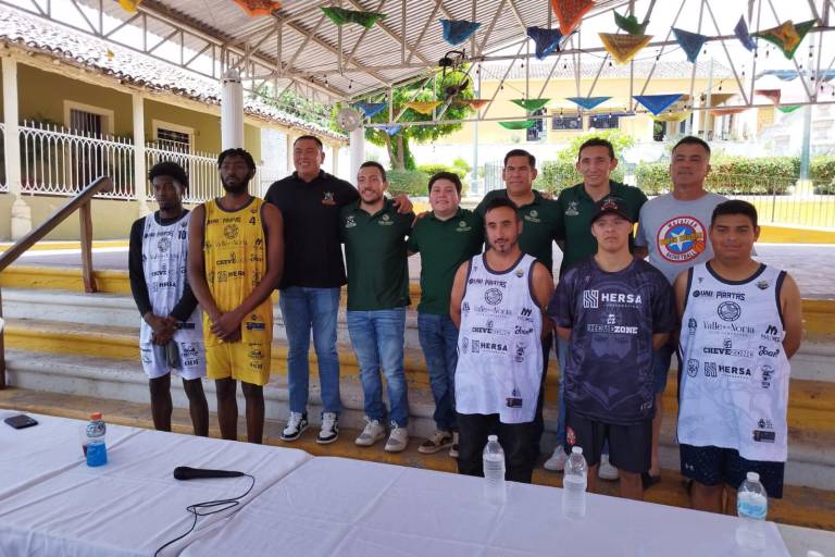 Presenta Piratas Basketball su nueva piel y a sus extranjeros
