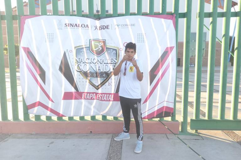 Raymundo Ramírez consigue medalla de bronce en estatal de boxeo de los Juegos Conade