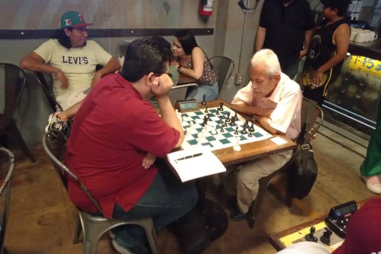 David Jara vuelve por sus fueros en Ajedrez La Mona Pizza