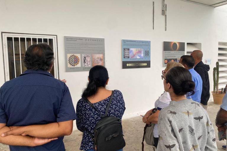 Inauguran exposición ‘El Crestón bajo la umbra’ en galería al aire libre del Faro Mazatlán