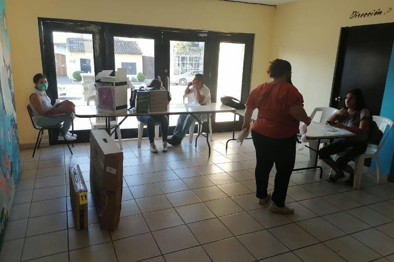 Funcionarios de casilla esperan que haya buena participación ciudadana, en Rosario