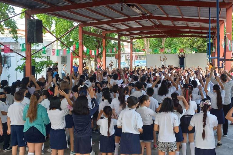 Imdec lleva su Activación Física a la Escuela Marcos Mora