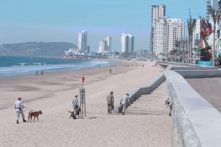 ’Son revisiones que forman parte del operativo’, señala SSP sobre acordonamiento en playas de Mazatlán durante el fin de semana
