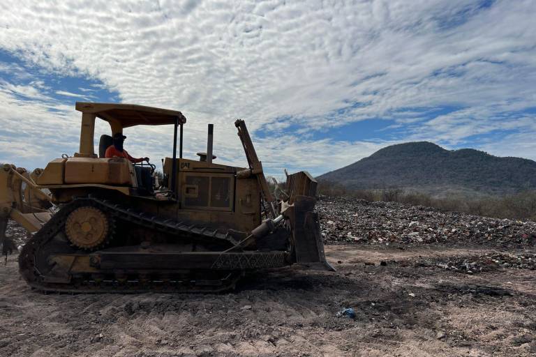 Anuncian limpieza constante del Basurón Municipal de Rosario