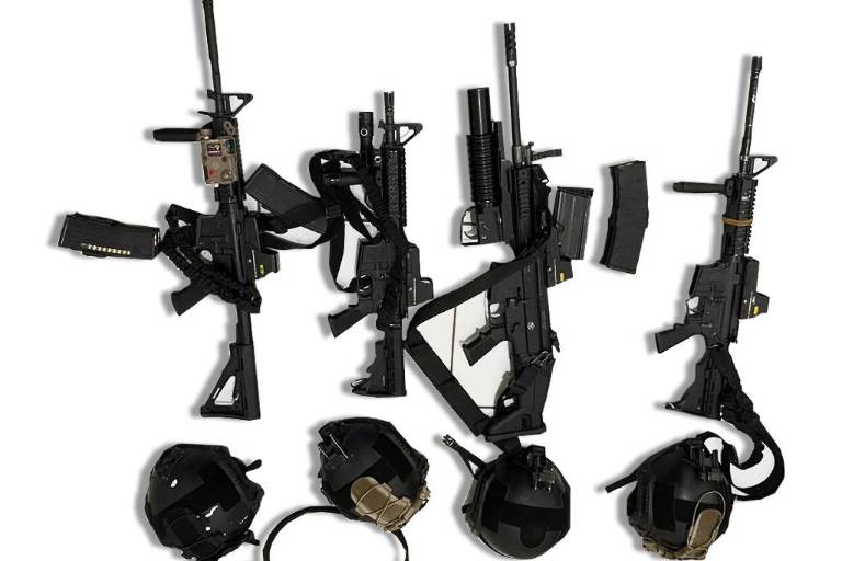 En Culiacán, detienen a pareja con armas de grueso calibre y un aditamento lanzagranadas