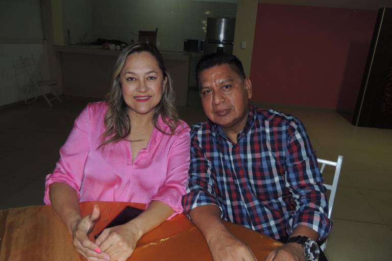 Con taquiza, festejan periodistas su libertad de expresión