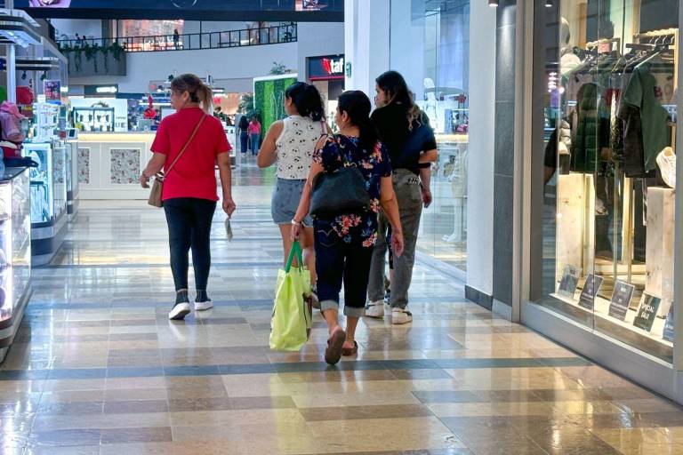 Aumenta actividad comercial en plazas y primer cuadro de Culiacán por El Buen Fin