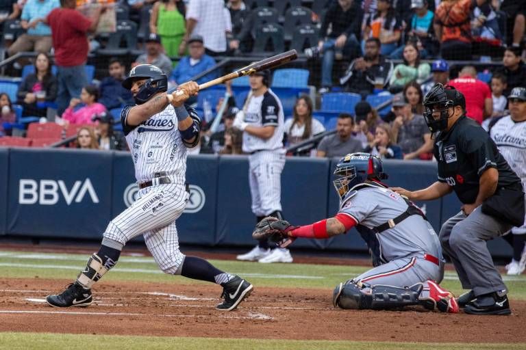 Sultanes vence a Águilas en entradas extras
