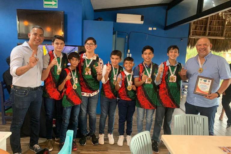 Sinaloenses contribuyen en la conquista del campeonato de baloncesto en Colombia