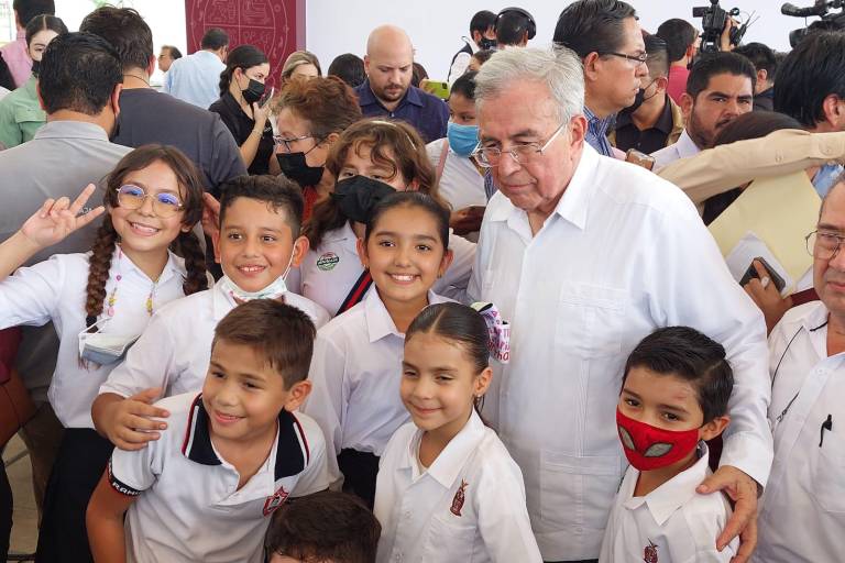 Sin fallo para licitación de calzado preescolar, Gobernador asegura que ya se sabe quién los va a proveer