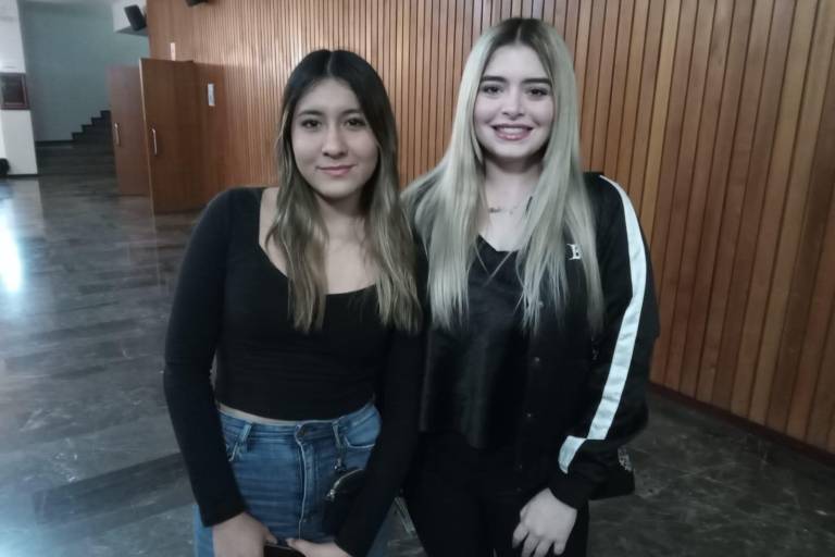 Disfrutan de las más bellas canciones de Italia y México