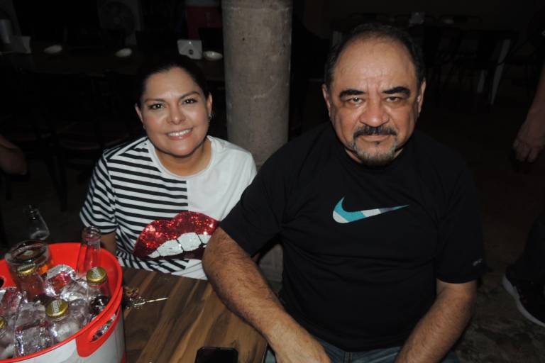 Cantan con María Inés Ochoa los éxitos de Chalino Sánchez